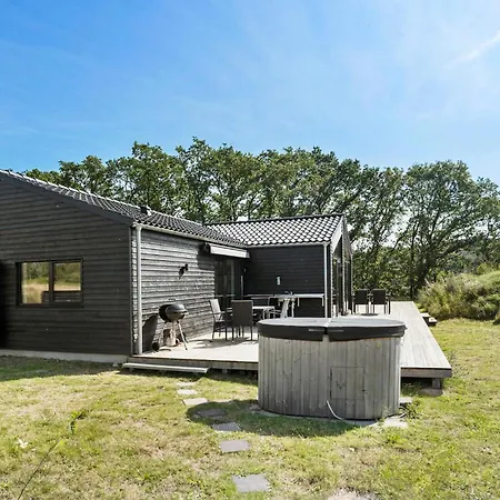 Semesterbostad Cozy In